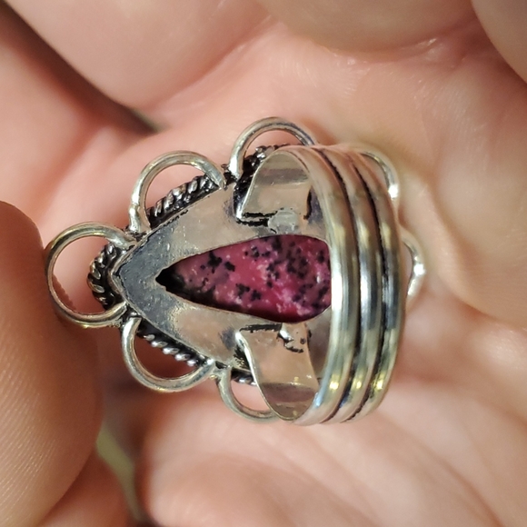 New Pink Thulite 925 Silver Ring. - Picture 13 of 14